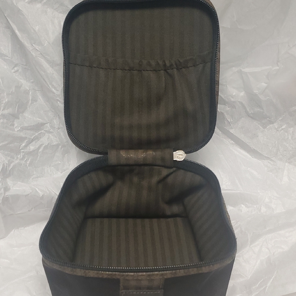 Fendi Black and Brown Vanity Bag - Picture 14 of 16